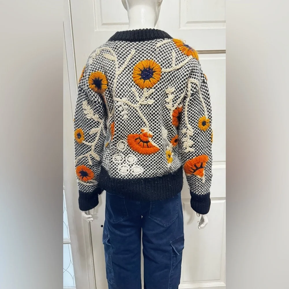 Tory Burch 100% Wool Made in Peru Black and Orange Floral Sweater S Small